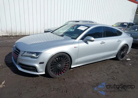 2015 Audi A7 3.0T Premium Plus z USA, uszkodzony, nr VIN WAU2GAFC3FN047513